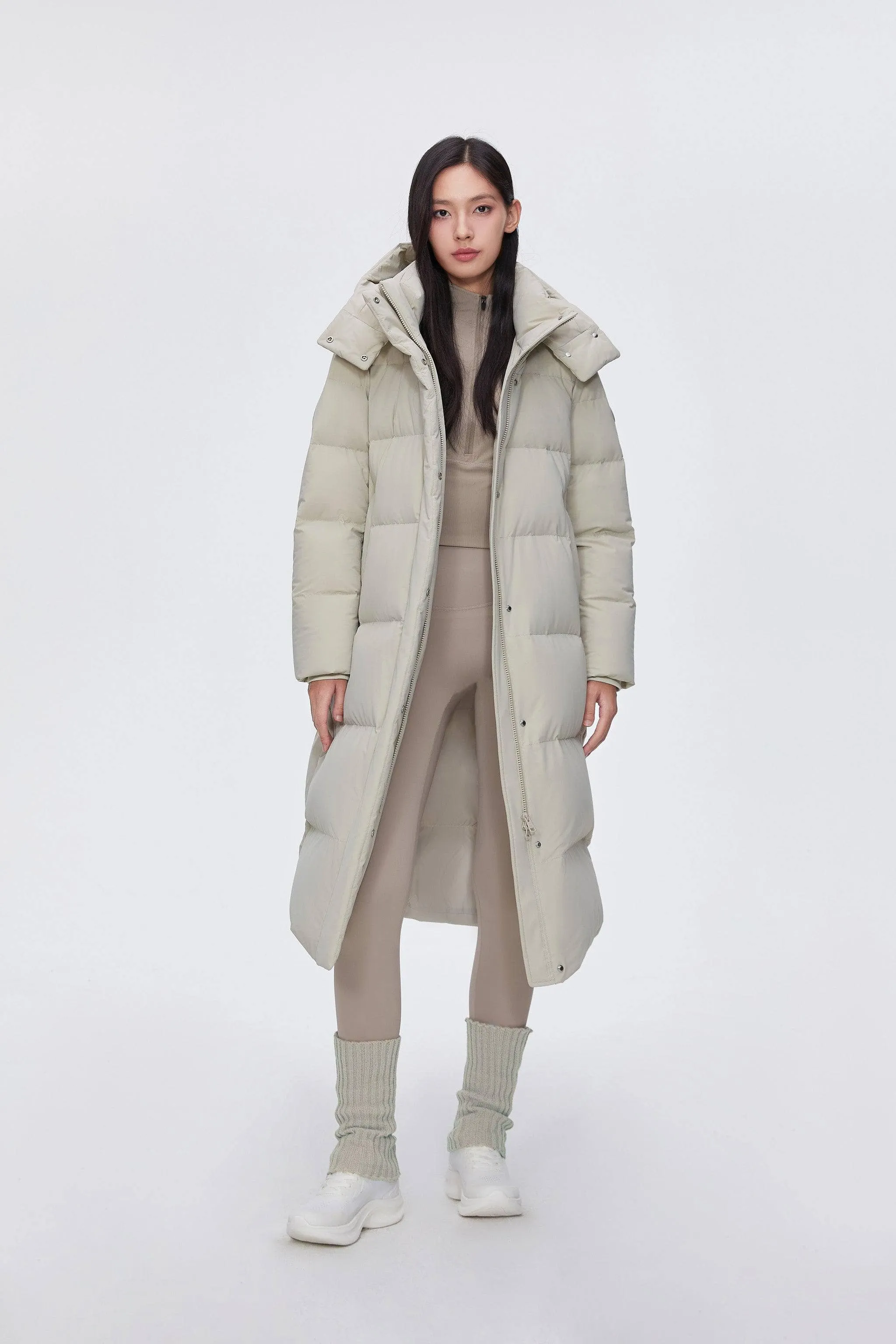 Feel the Cloud women’s down coat with detachable hood