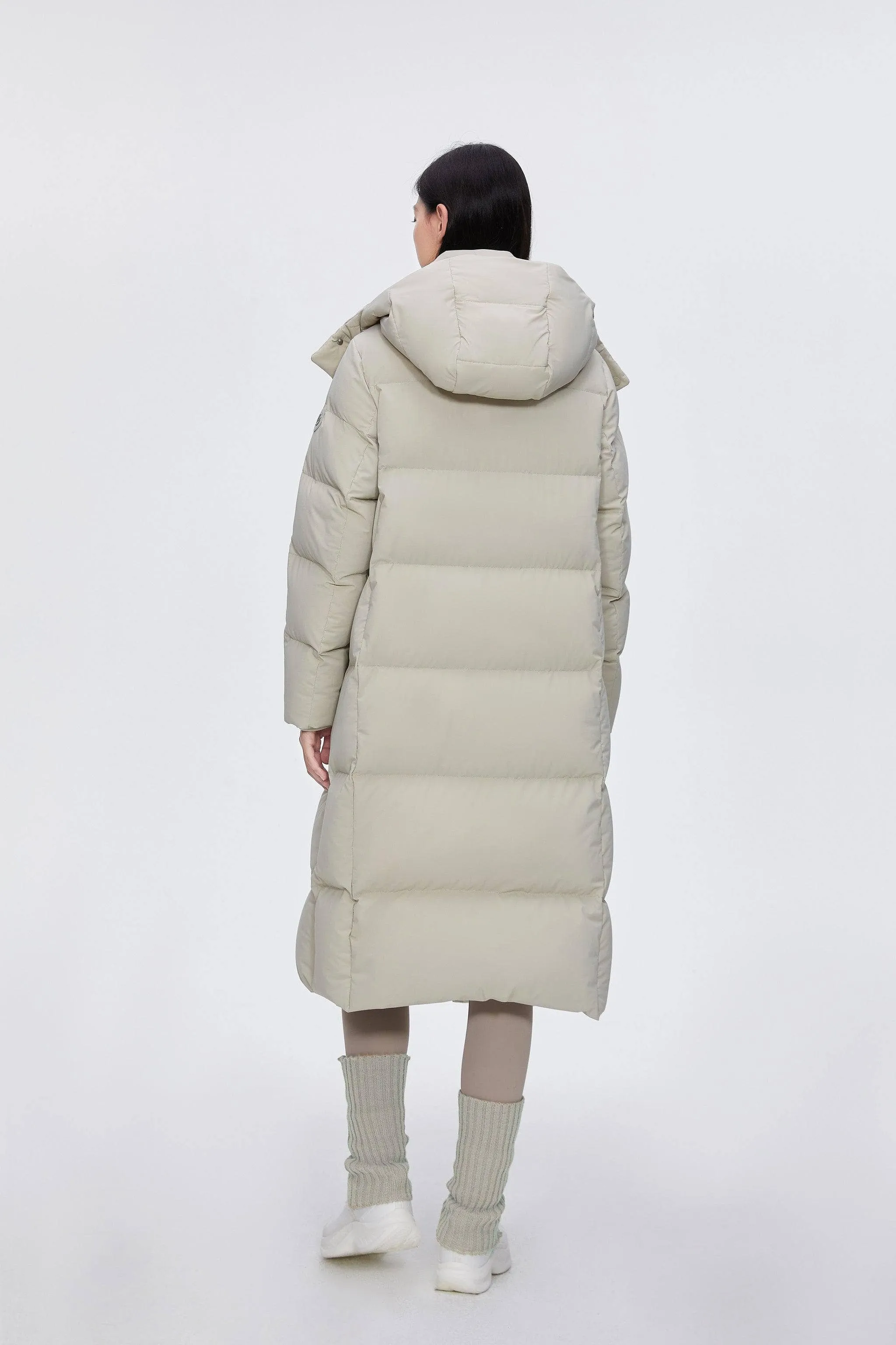 Feel the Cloud women’s down coat with detachable hood