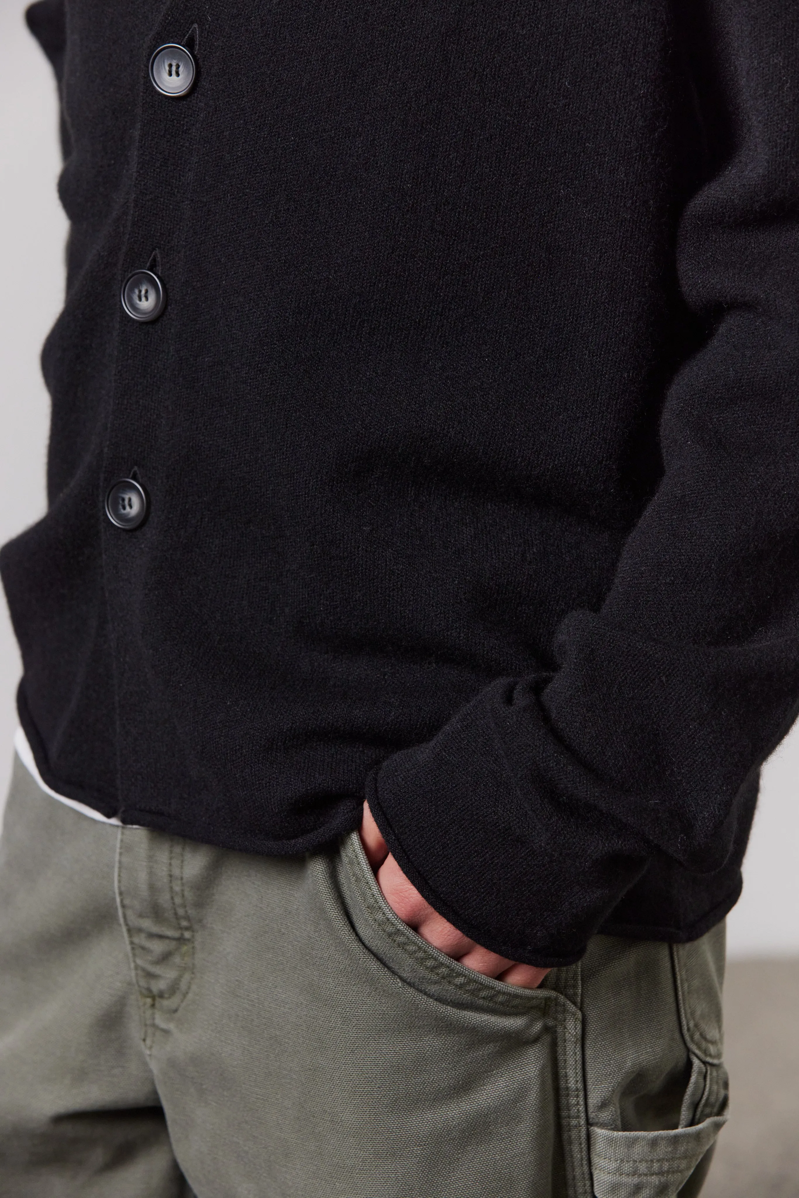 Mens Relaxed Cardigan - Black